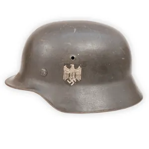 CBH40 Heer M35 single decal overpainted helmet