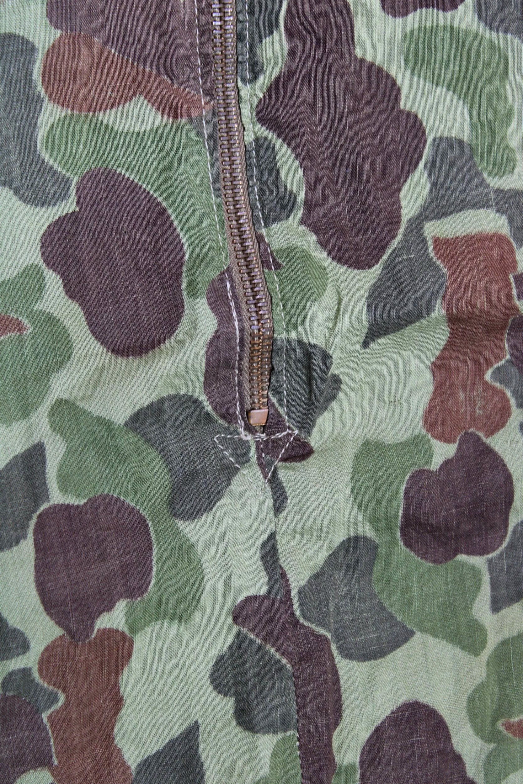 1960's / 70's Frogskin Camouflage Laundry / Coat Bag — image 3