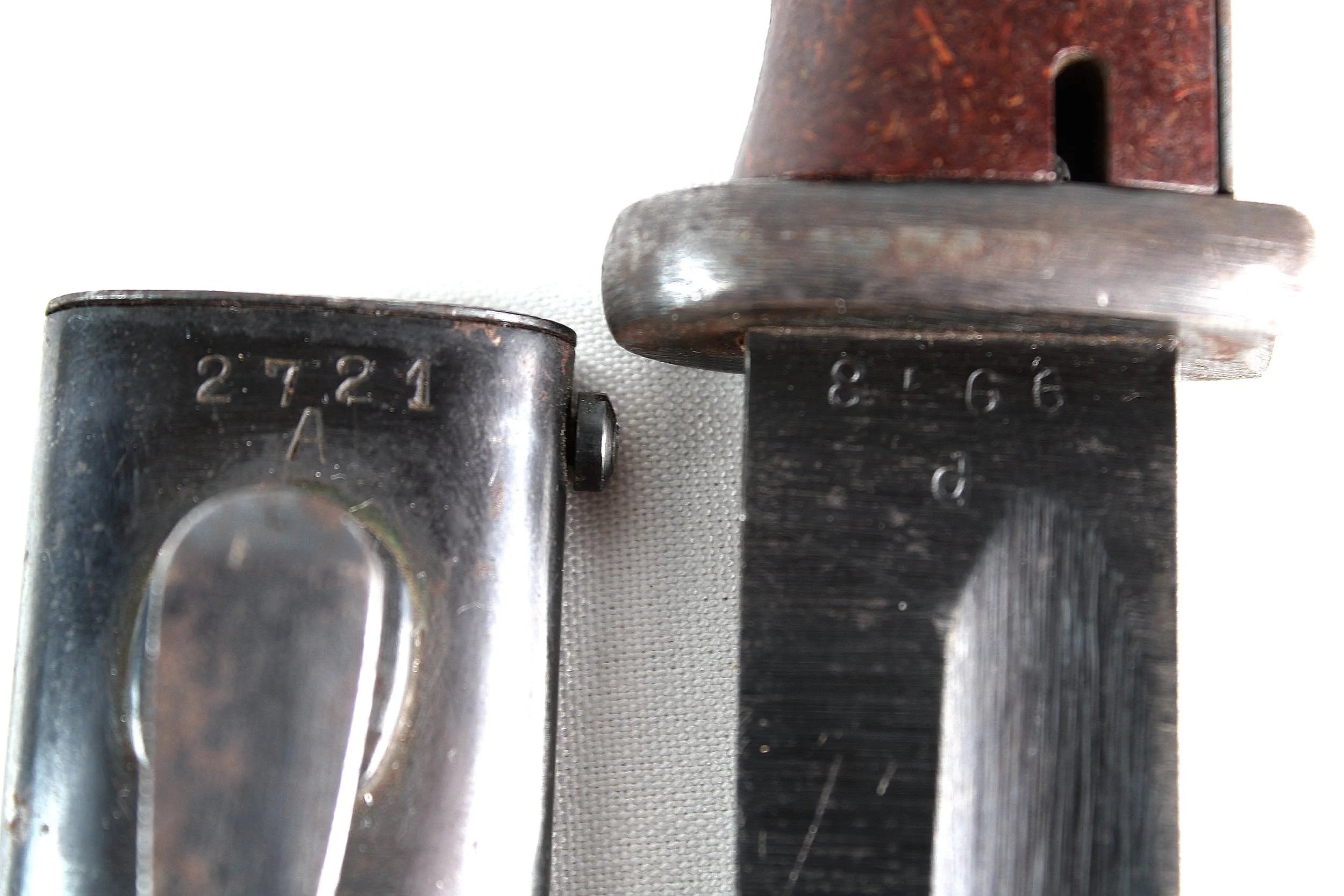 Original WW2 German Non Matching Late War 44 Marked K98 Bayonet — image 4