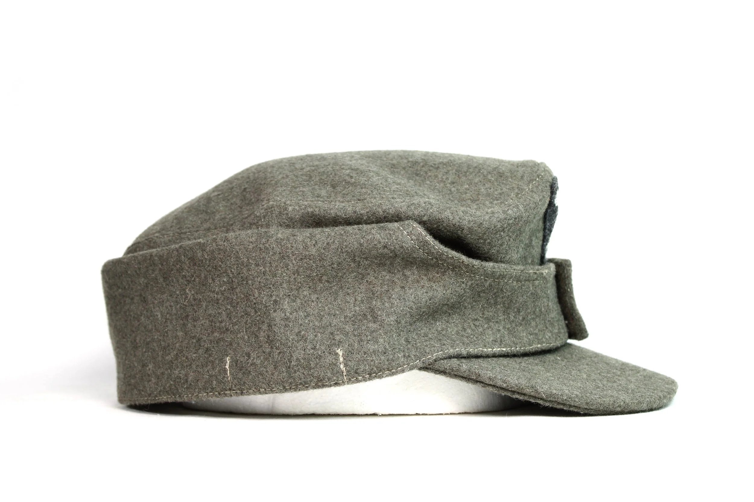 Reproduction WW2 German Waffen SS Late War M43 Size 60 — image 4