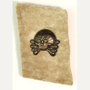 EXTREMELY RARE! WW2 Hermann Goring Division 1 Panzer Collar Tab