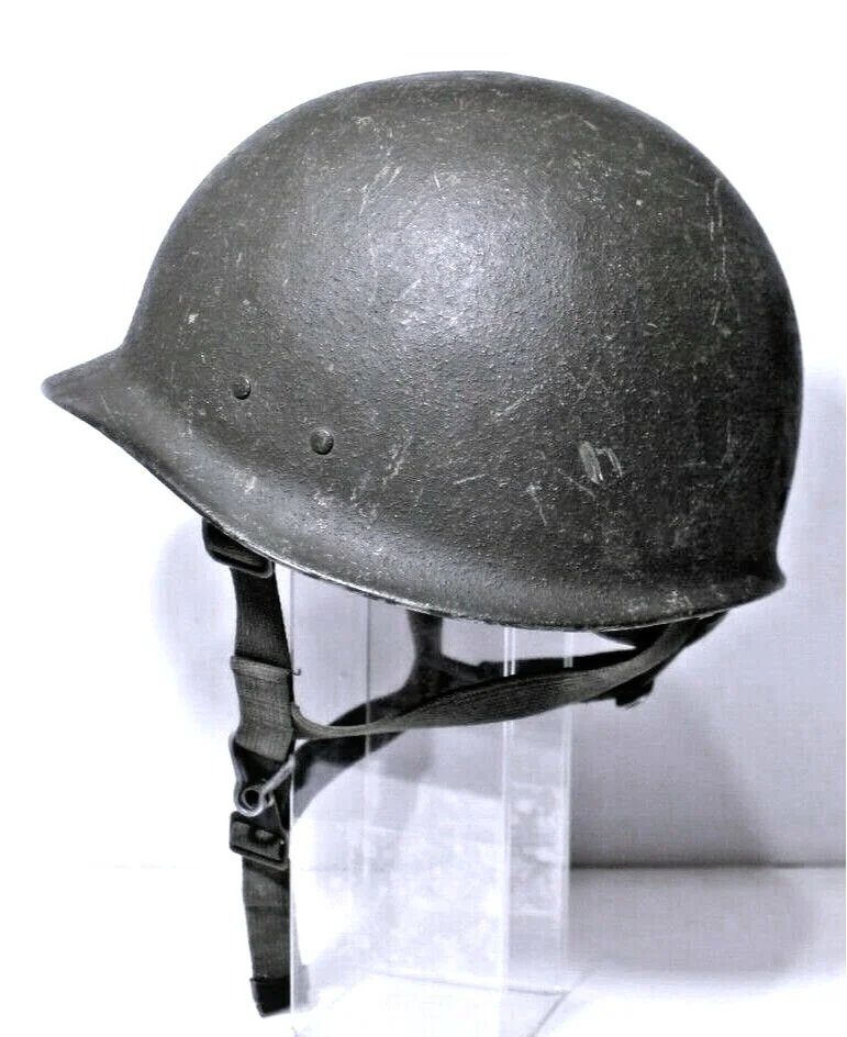 West German Paratroop (Para) Helmet M60 — image 3