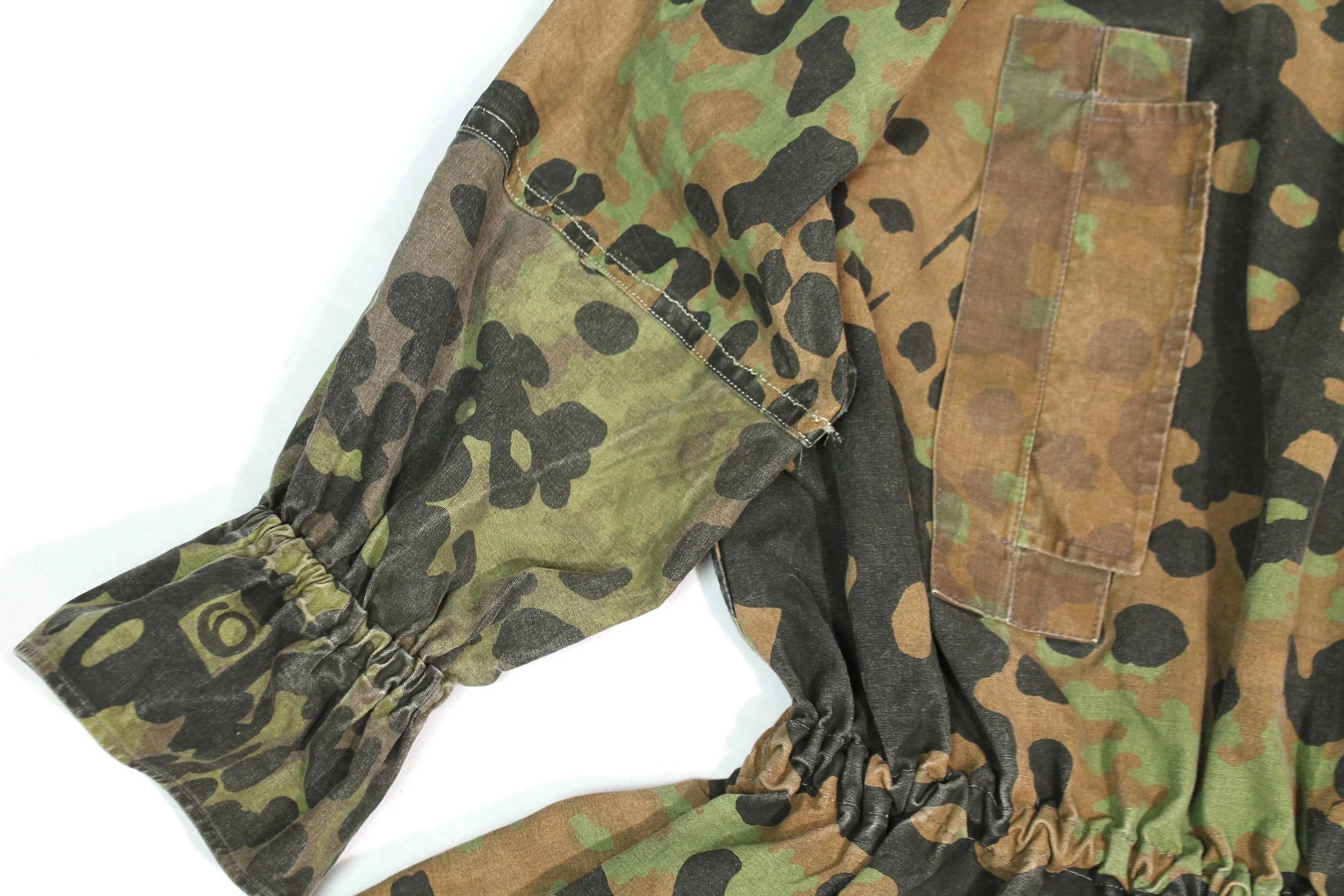 Reproduction Custom One Of a Kind Mixed Sleeves SM Wholesale Waffen SS Type I Late 3/4 Overprint camouflage Variant Smock With Late 5/6 Overprint Sleeves — image 6