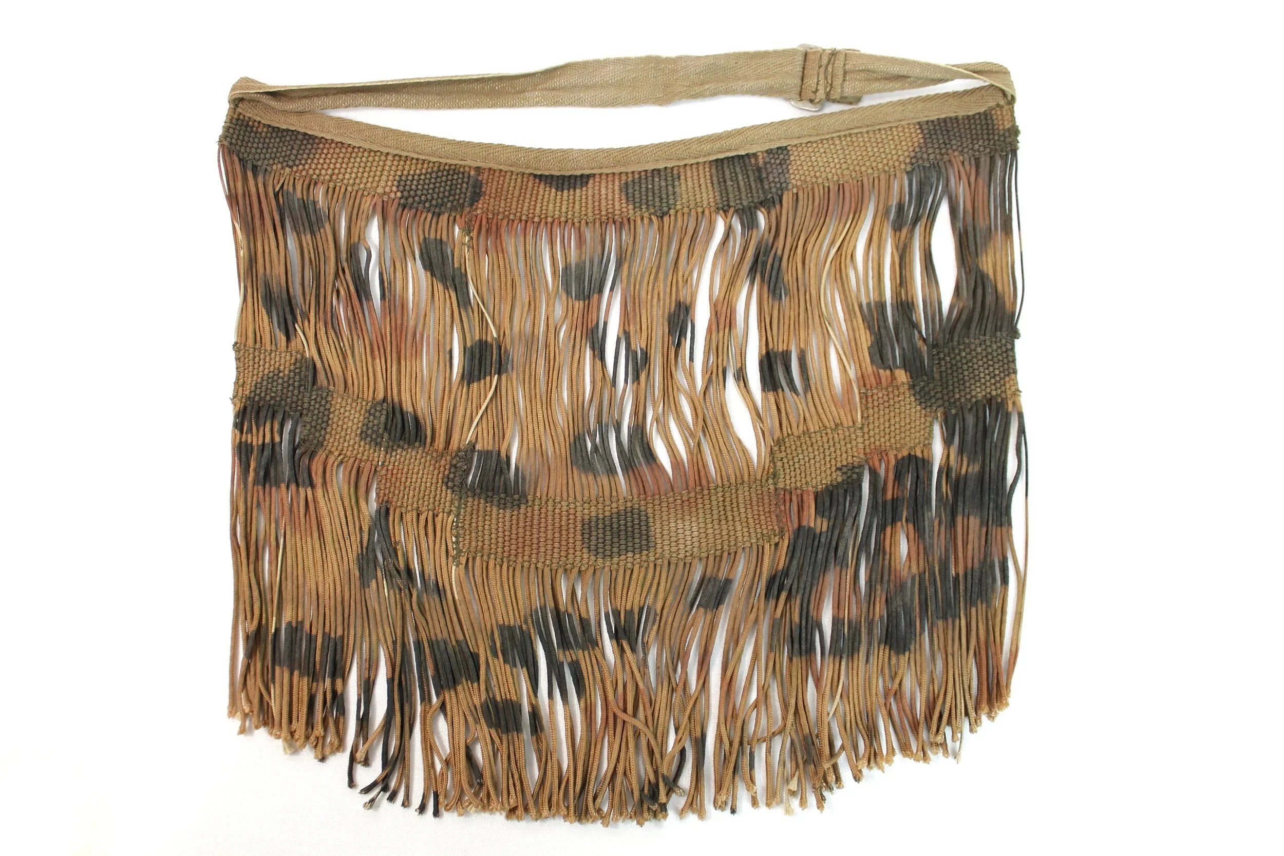 Reproduction WW2 German Waffen SS (Aged) Camouflage Sniper / MG Face Veil Type 2 (Original Slider!) — image 3