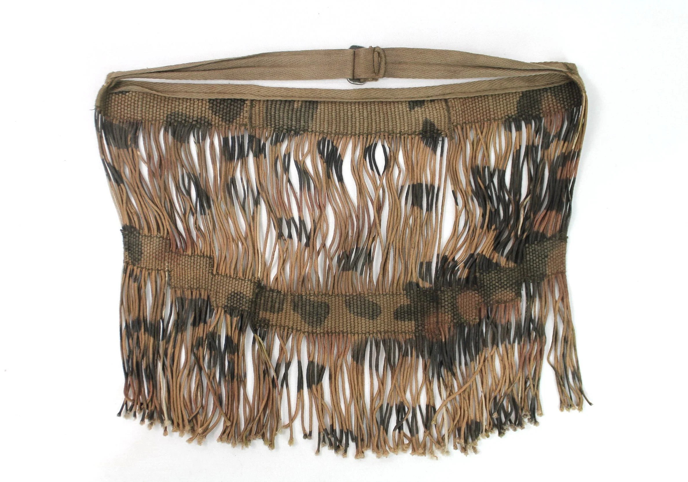 Reproduction WW2 German Waffen SS (Aged) Camouflage Sniper / MG Face Veil Type 2 (Original Slider!) — image 2