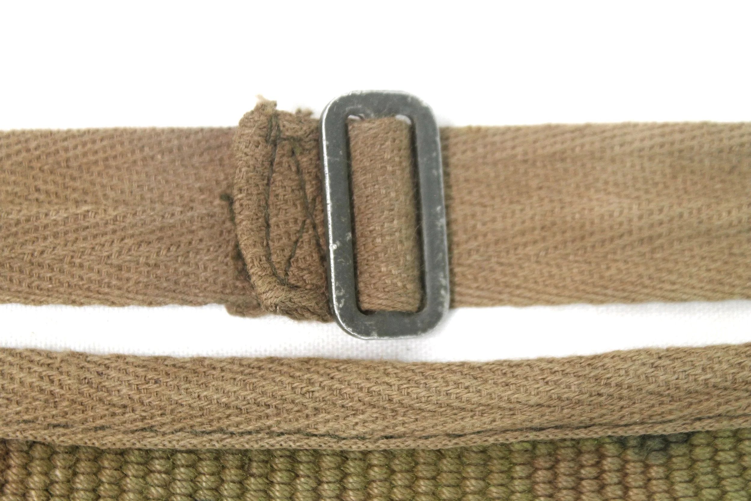 Reproduction WW2 German Waffen SS (Aged) Camouflage Sniper / MG Face Veil Type 2 (Original Slider!) — image 3