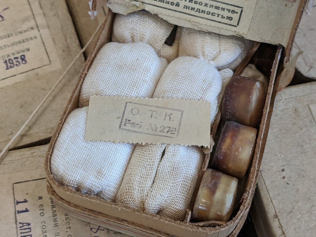 Original WWII Soviet Russian Gas Decontamination Kit — image 2