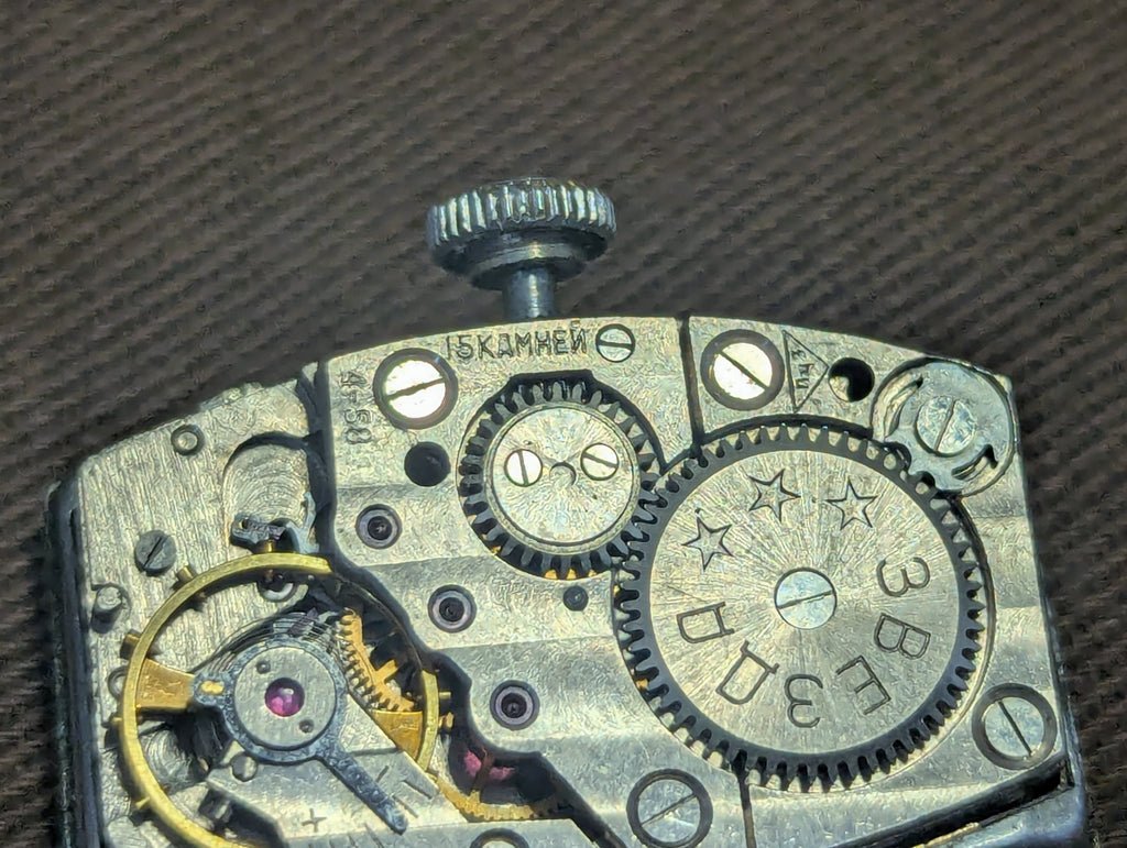 Post War Small Soviet Watch WORKING (Bad Strap) — image 10