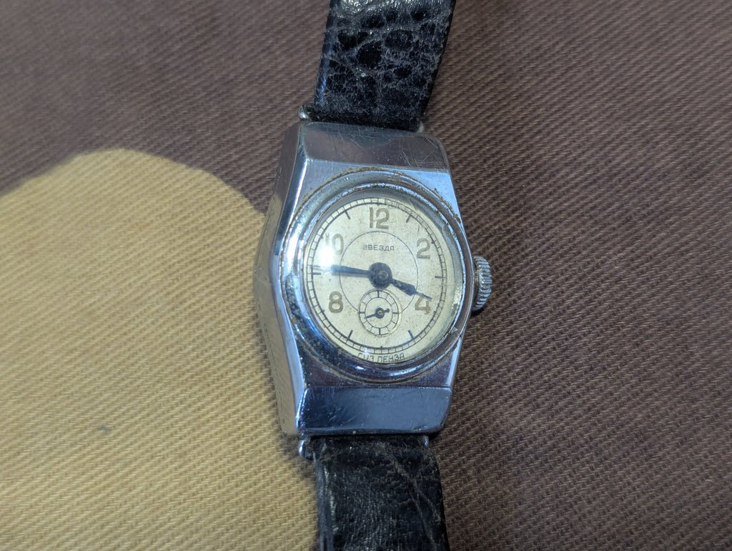 Post War Small Soviet Watch WORKING (Bad Strap) — image 2