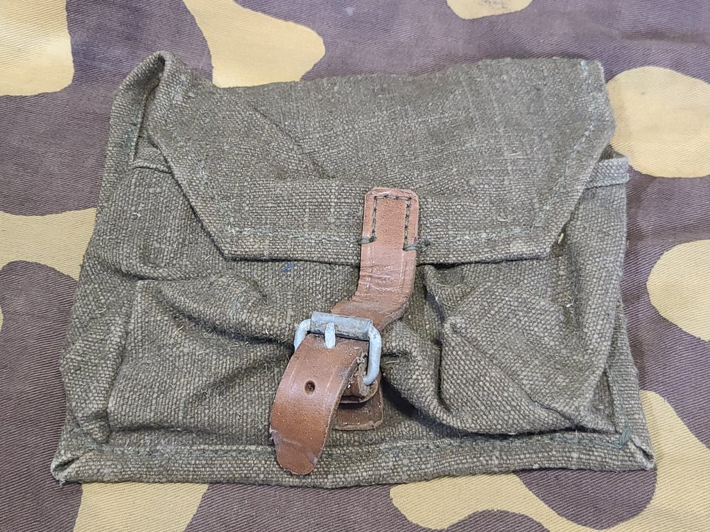 Soviet 3 Cell Grenade Pouch — image 8