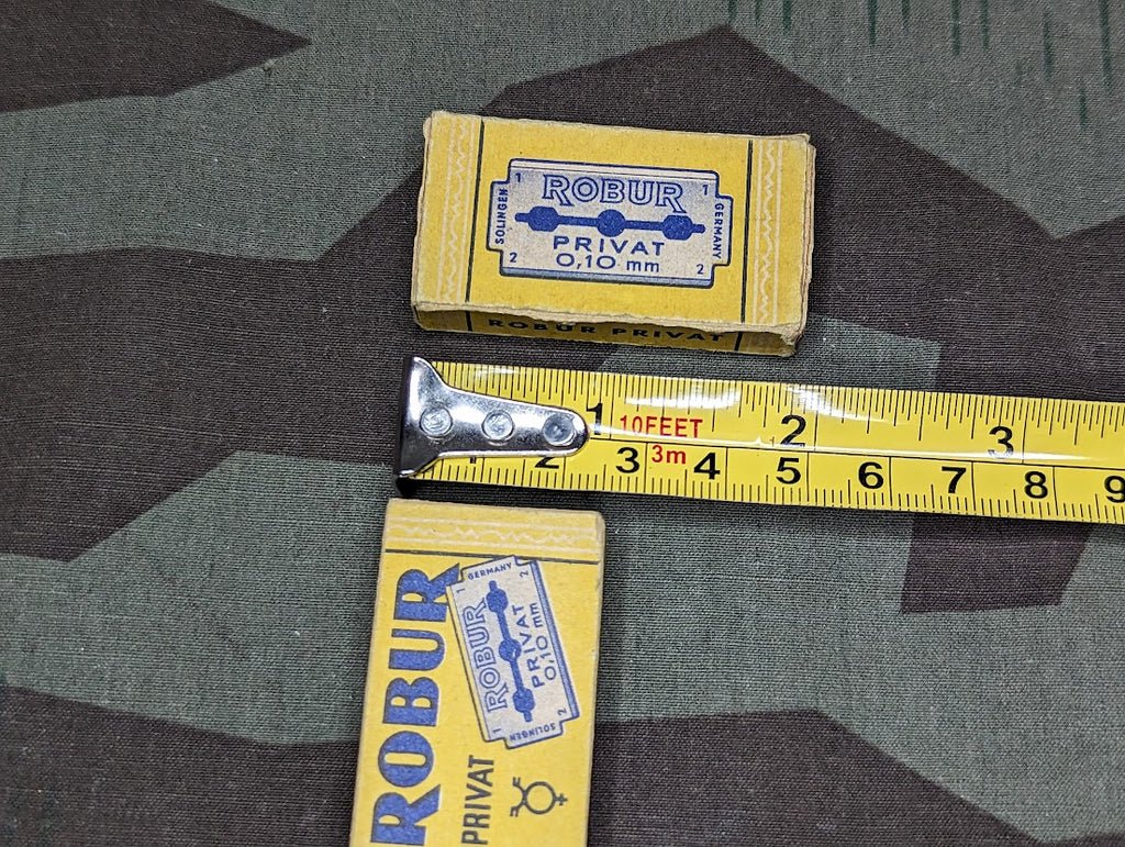 Pack of 10 Robur Razor Blades — image 2
