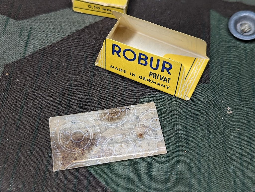 Pack of 10 Robur Razor Blades — image 5