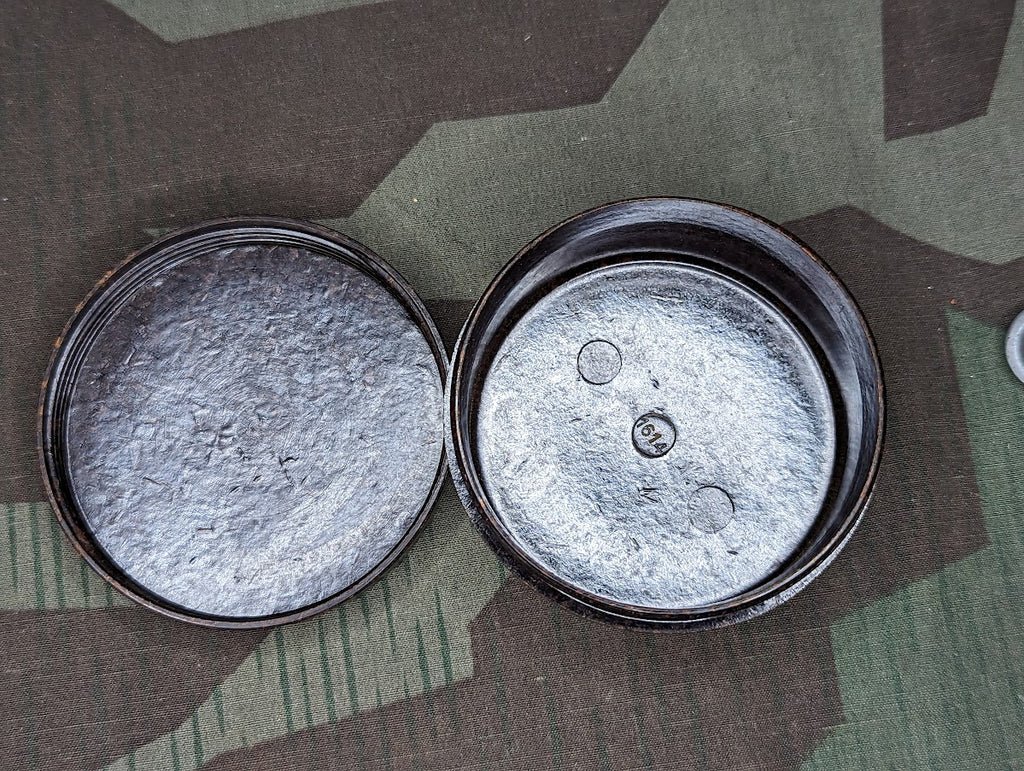 Bakelite Artillery & Mortar Charge Containers — image 3