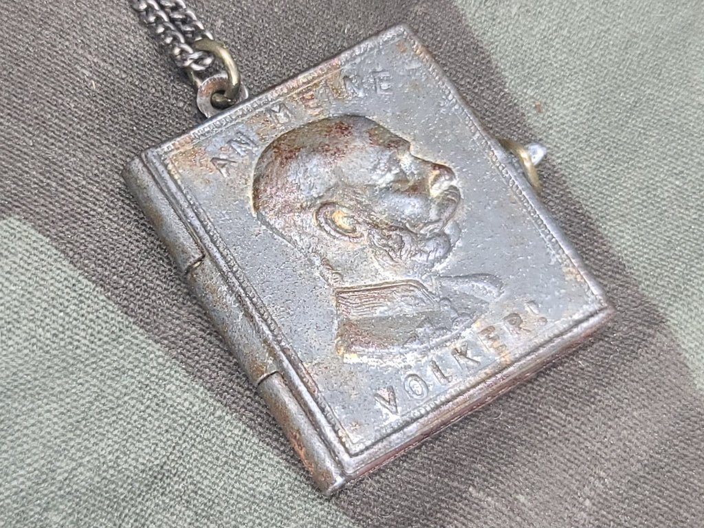 Kaiser Franz Joseph An Meine Völker 1915 Necklace — image 3