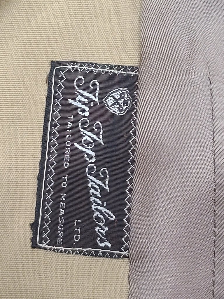 CWAC Canadian WAC Uniform: Jacket and Skirt(B-34' W-24.5' H-34') — image 26