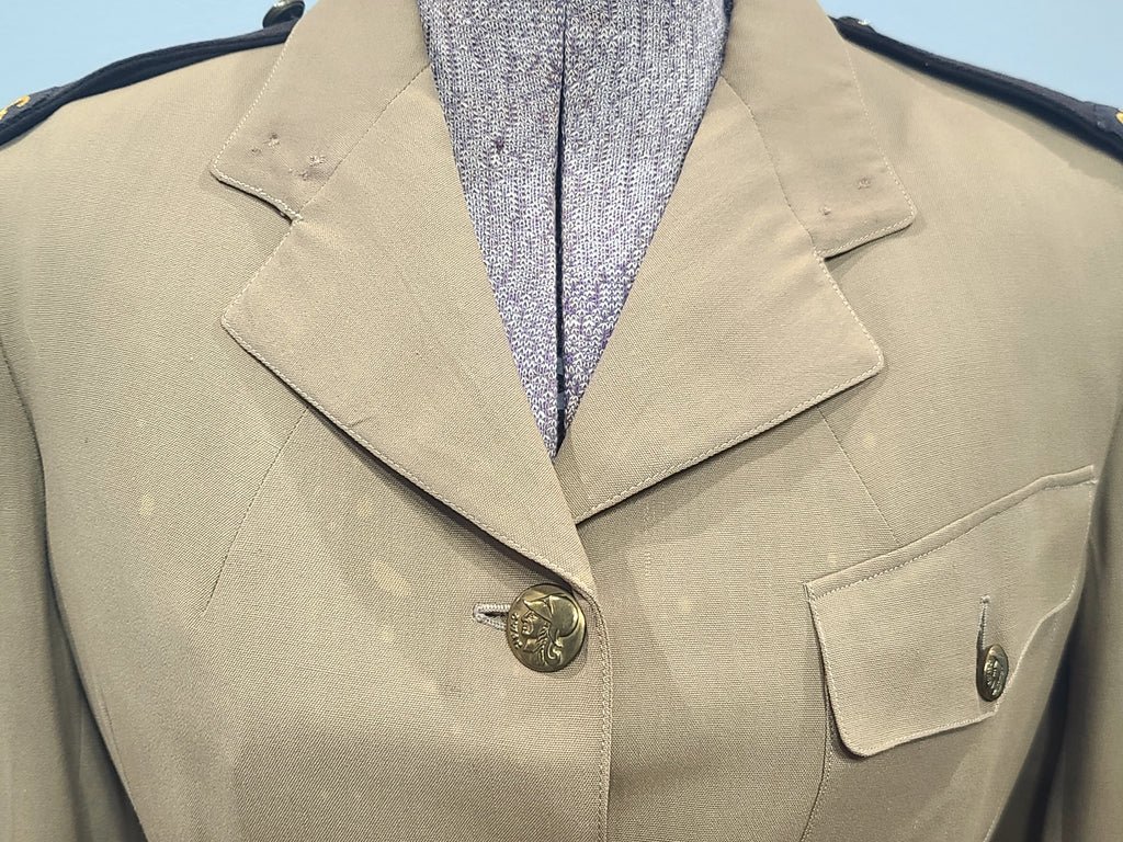 CWAC Canadian WAC Uniform: Jacket and Skirt(B-34' W-24.5' H-34') — image 6