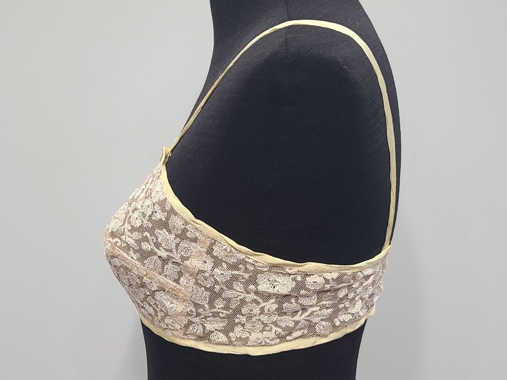 German Lacy Bra(34' Bust) — image 2