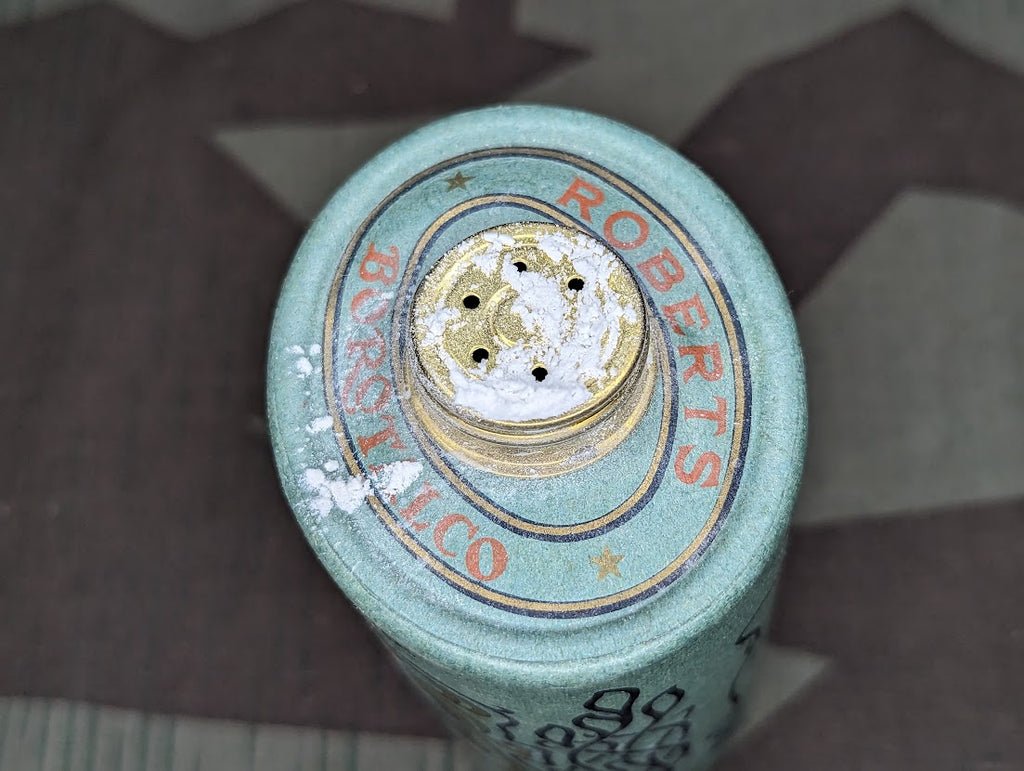 Italian Roberts Talcum Powder — image 6