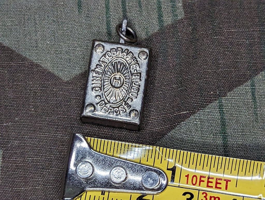 Tiny Locket Picture Viewer Cinematographie Bijou Depose — image 2