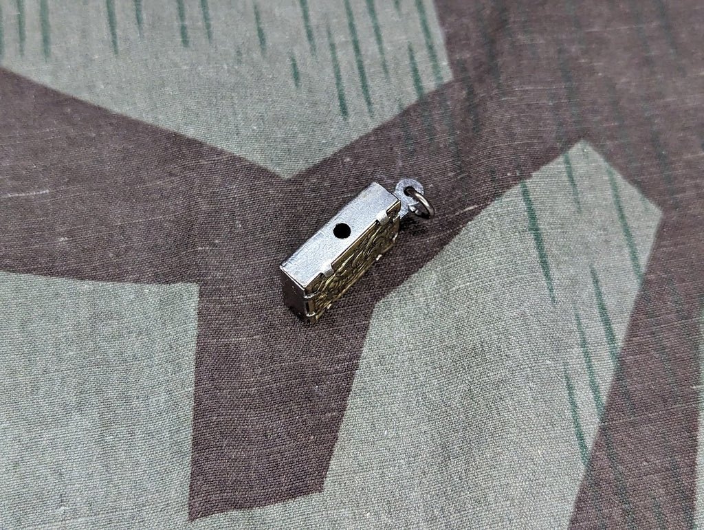 Tiny Locket Picture Viewer Cinematographie Bijou Depose — image 5