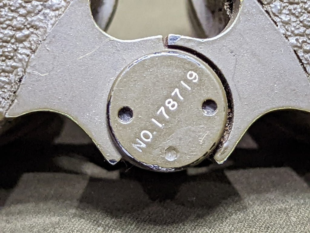 US Vietnam Era Binoculars 6X30 M13A1 — image 7