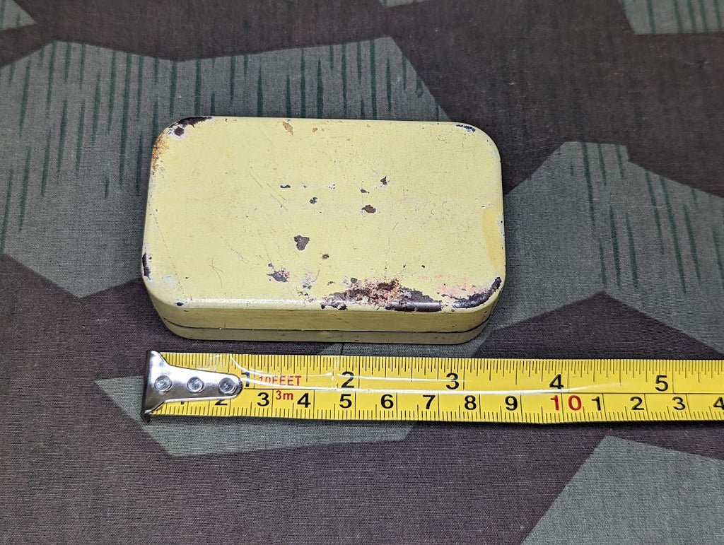 Salicylna French Pill Tin — image 2