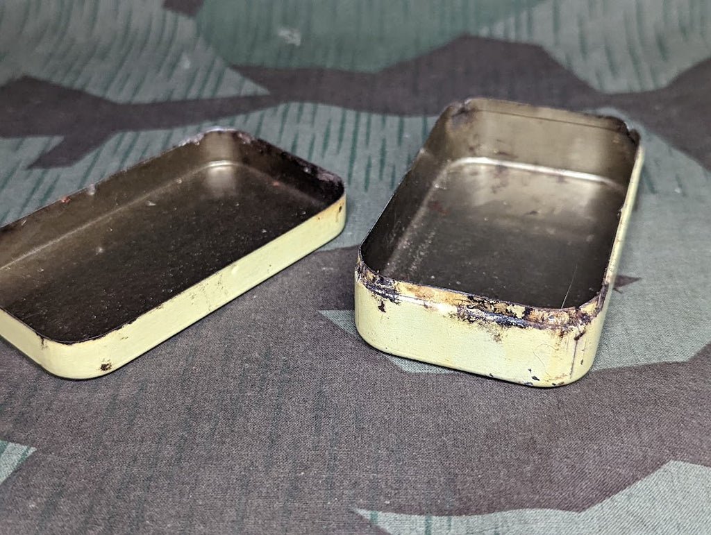 Salicylna French Pill Tin — image 5