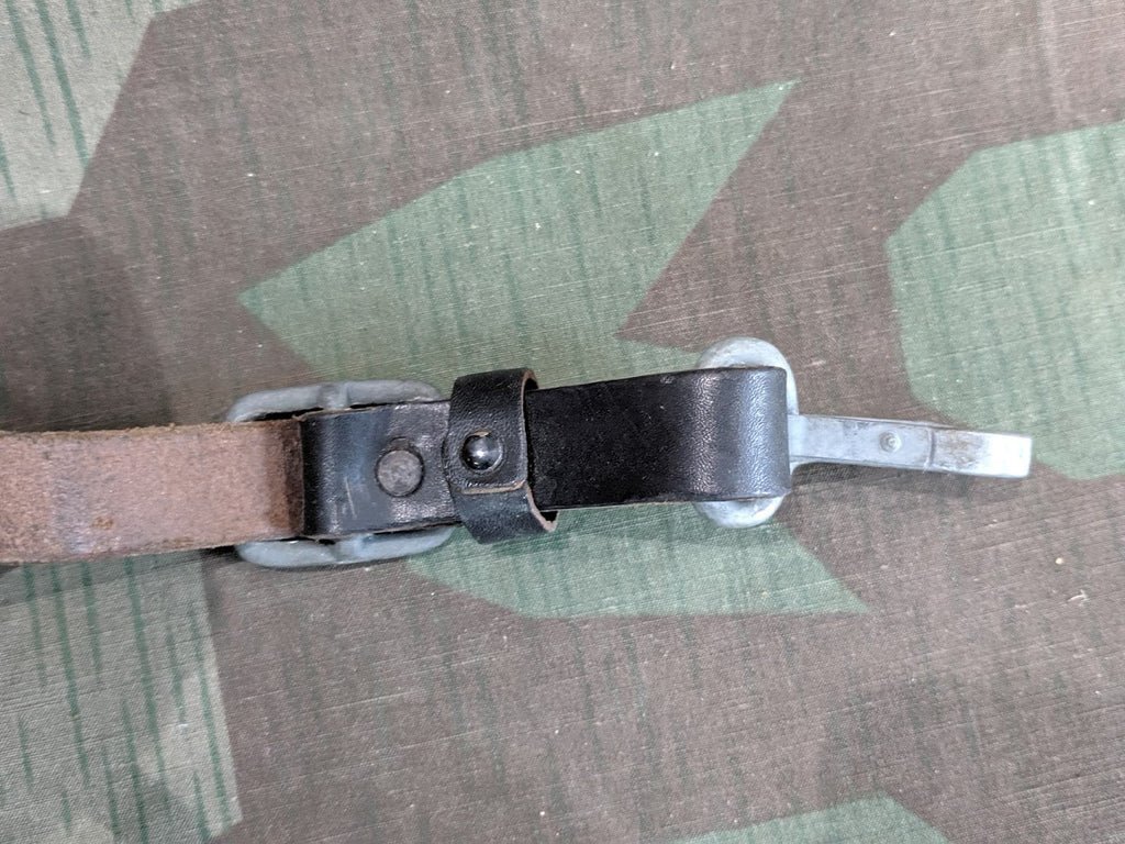 Shoulder Strap for Belt Luftschutz? — image 4