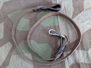 Shoulder Strap for Belt Luftschutz?