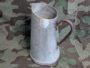 Barracks Water Jug MN 39