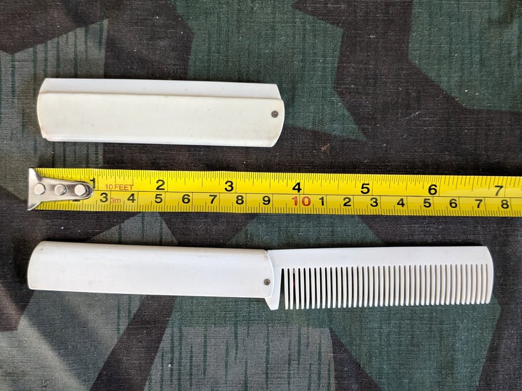 White Celluloid Folding Combs — image 2