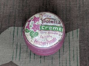 Vera Violetta Creme Hair Pomade Tin