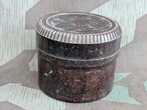 1945 Bakelite Container