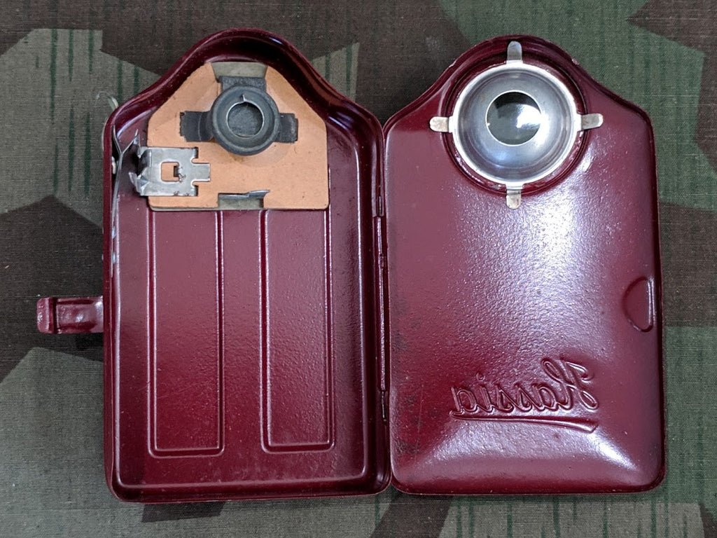 Hassia Red Flashlight — image 7