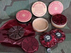 FULL Repro Scho-Ka-Kola Container 11/44