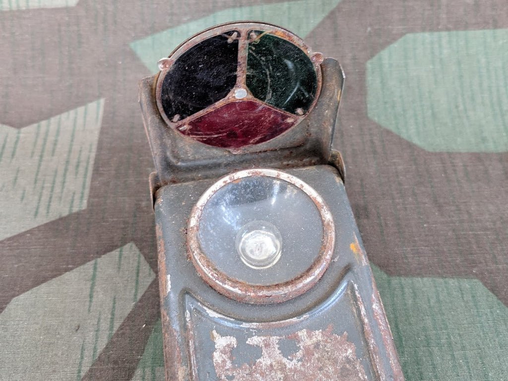 Gray Flashlight with Rotating Lenses — image 4