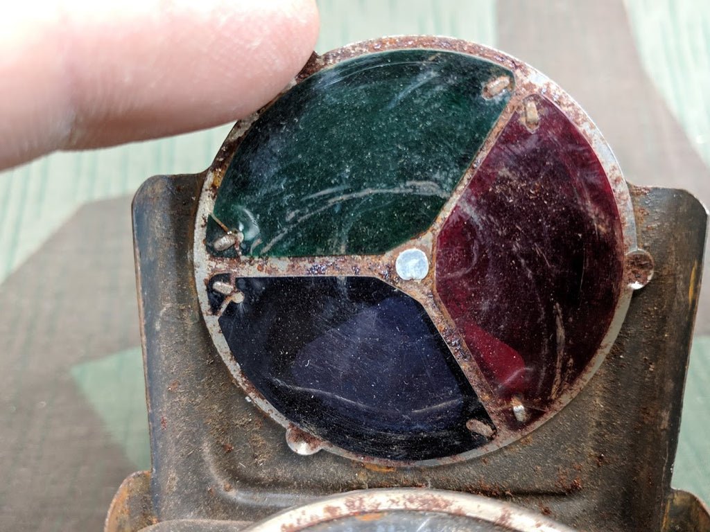 Gray Flashlight with Rotating Lenses — image 5