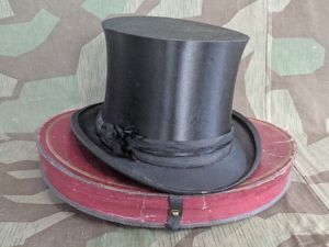 Collapsible Top Hat in Box