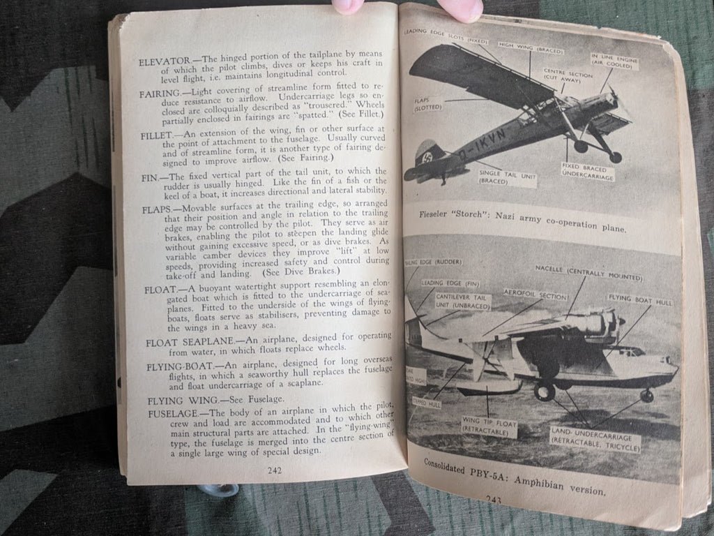 Aircraft Recognition Book — image 9