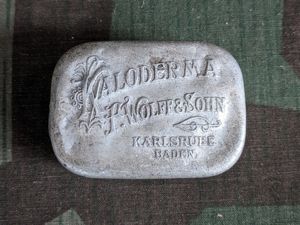 Kaloderma Small Traveling Soap Dish AS-IS