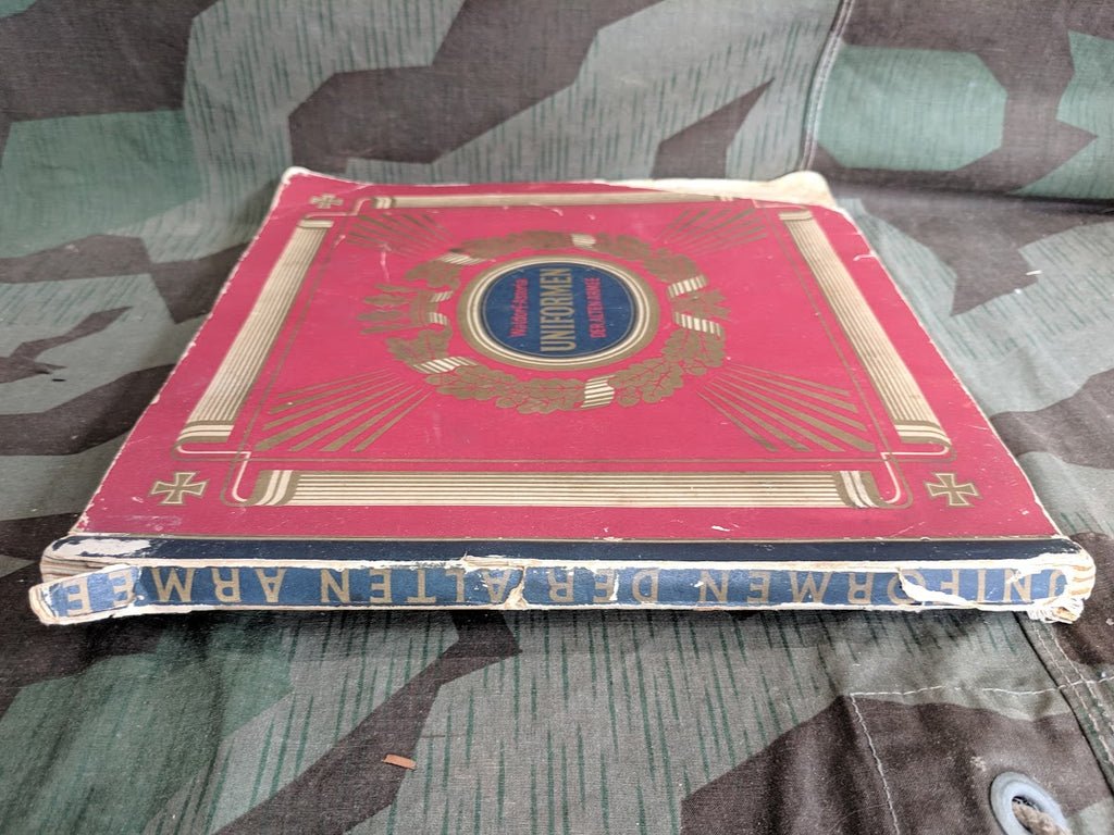 Waldorf-Astoria Uniform Cigarette Book — image 3