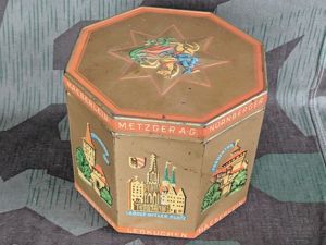 Lebkuchen Cookie Tin Adolf Hitler Platz