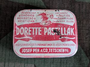 Hungarian Dorette Pastillak Pill Tin