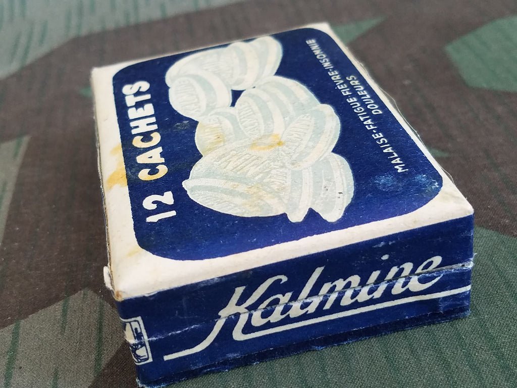 French Kalmine Pill Box with Contents — image 11