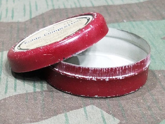 Kohle Compretten Charcoal Tablet Tin — image 4