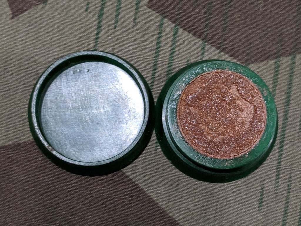 Bakelite Eyeshadow Guerlain Paris France — image 5