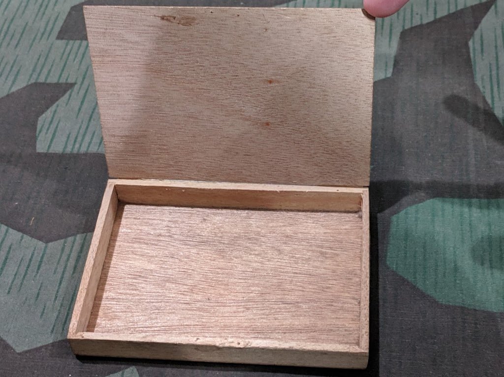 Ober-arzt Cigarillo Box Reichspatent — image 4