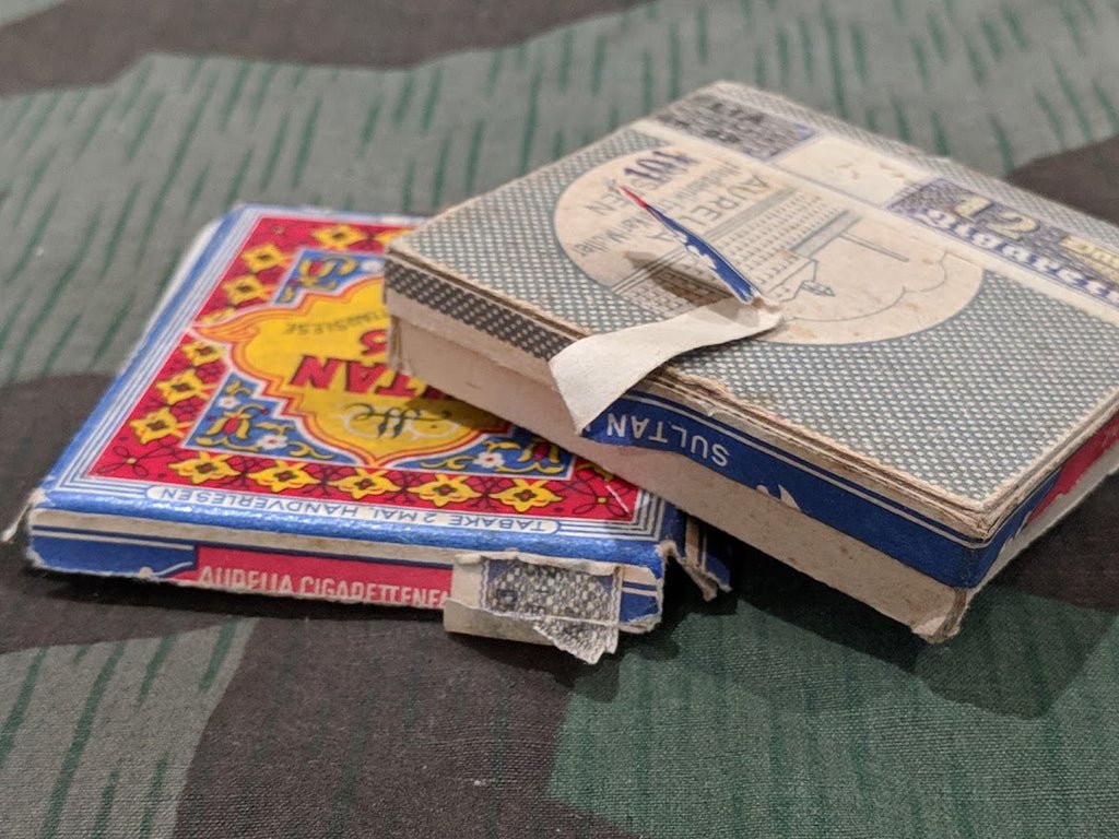 Sultan Cardboard Cigarette Box — image 3