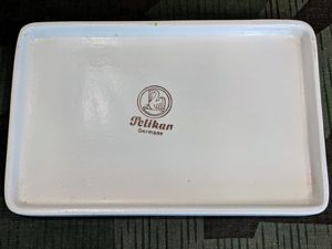Ceramic Pelikan Tray