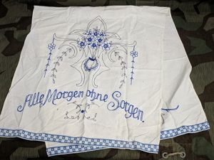 Alle Morgen Ohne Sorgen Table Runner